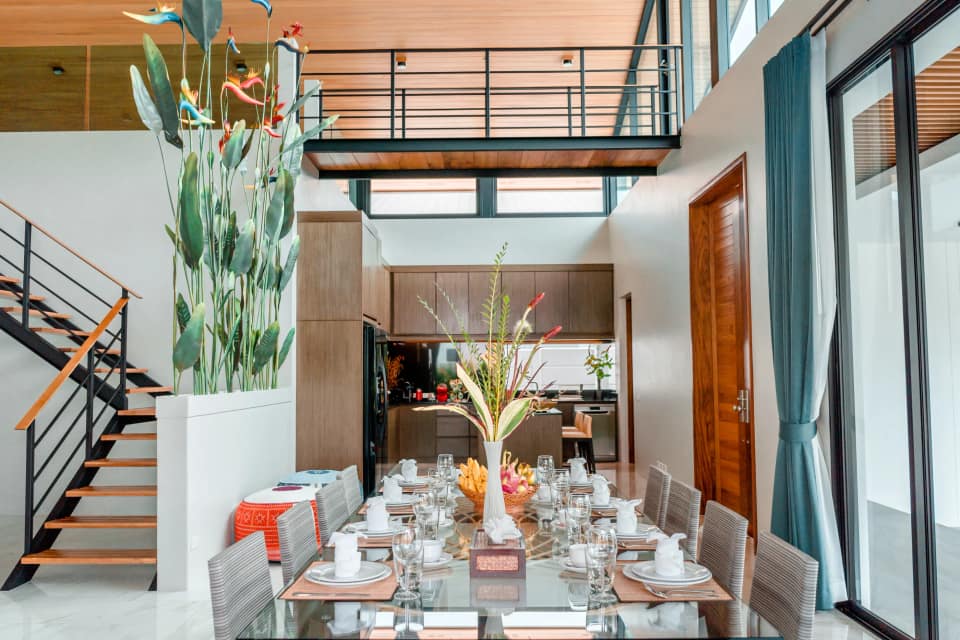 Baan Varij — 3