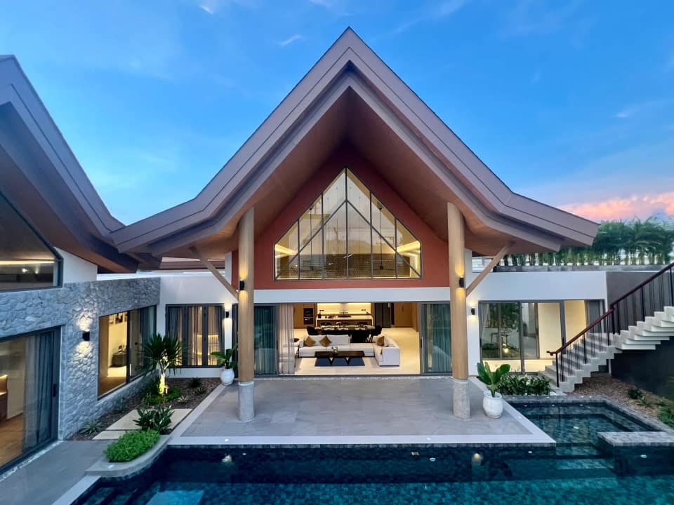 Erawana Grand — 1