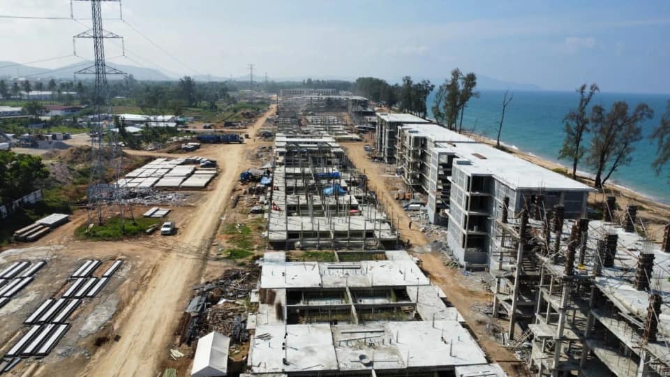 Maviston Mai Khao — 2