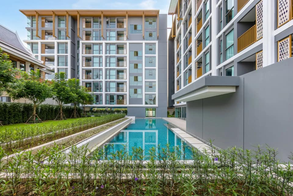 The Ozone Lagunia — The Ozone Lagunia — estate grounds