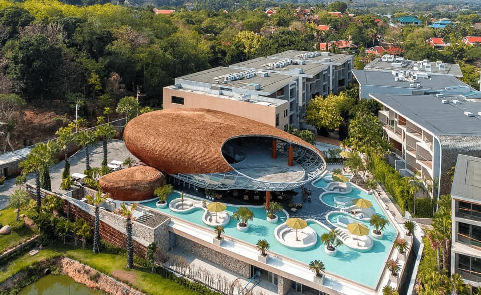 Wyndham Grand Nai Harn Beach Phuket — 1